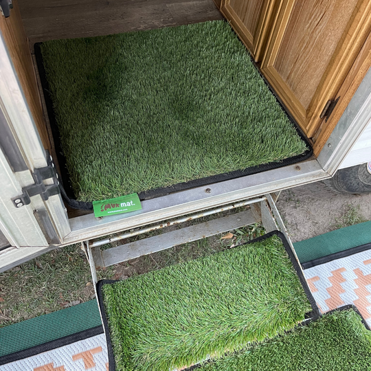 muk mat green square mat in caravan