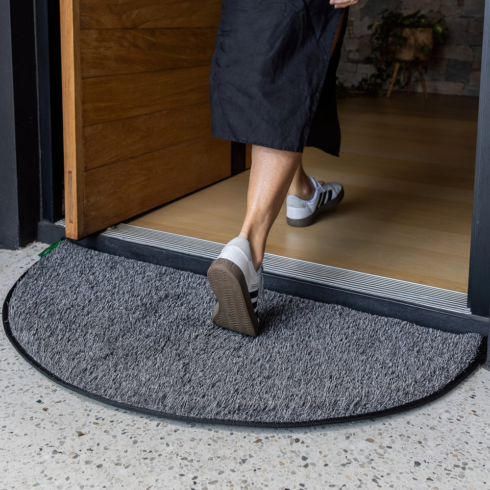 muk mat Crescent Mat