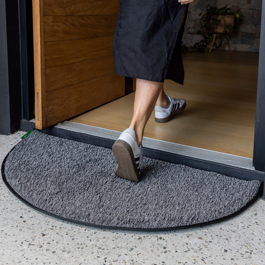 muk mat Crescent Mat
